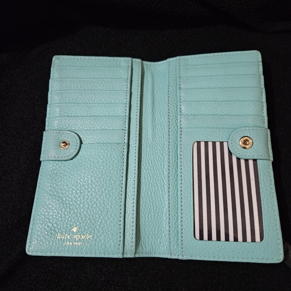 Kate Spade Mint Green Bi-Fold Wallet - Picture 7 of 12